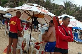 Americana, polonesa e francesa são salvas de afogamento na praia do Amor, em Tibau do Sul